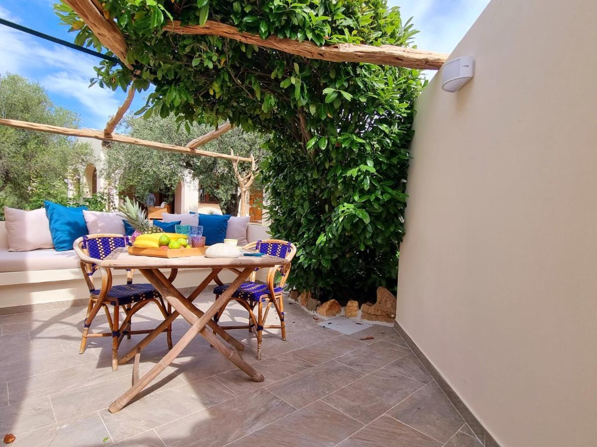 Appartamento Stazzo San Teodoro Il Ginepro Piscina Condivisa Esterno foto